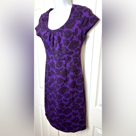 New BODEN Uptown Jersey Sheath Dress Purple Floral Pleated Neckline Shift Work - Picture 2 of 9